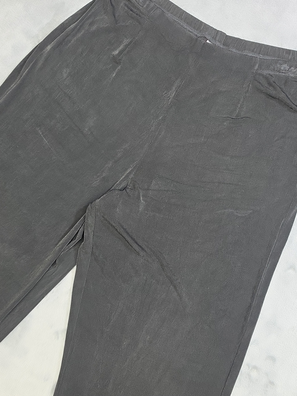 Chico's Black L Cropped Pull-On Ankle Pants